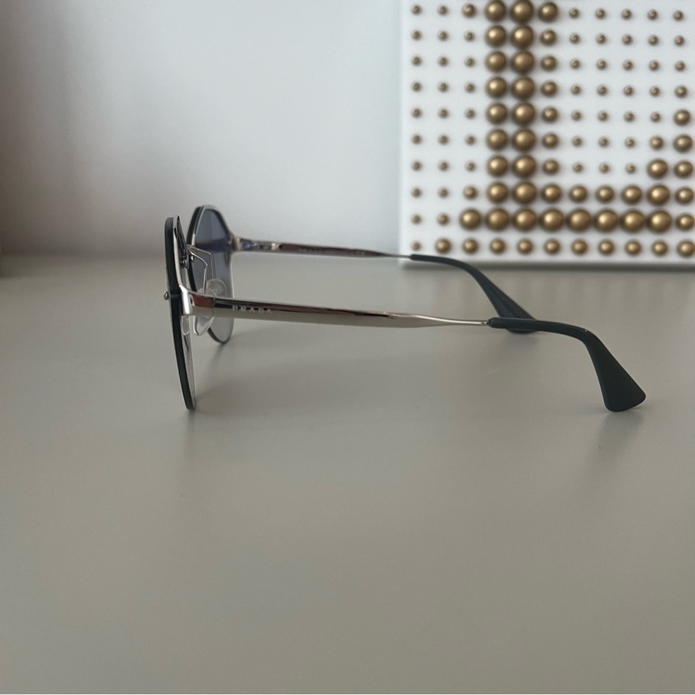 Prada Sunglasses - Picture 4 of 9